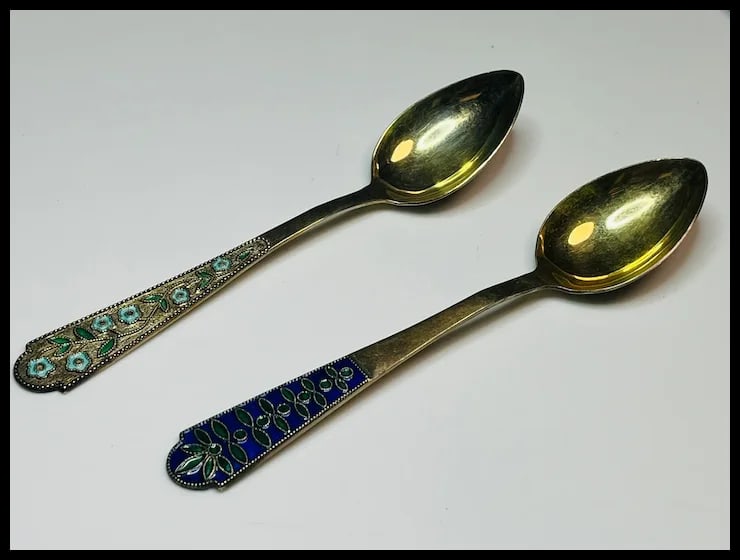 Two Vintage Soviet Russian 875 Silver and Enamel Detailed Teaspoons Gold Wash - 3