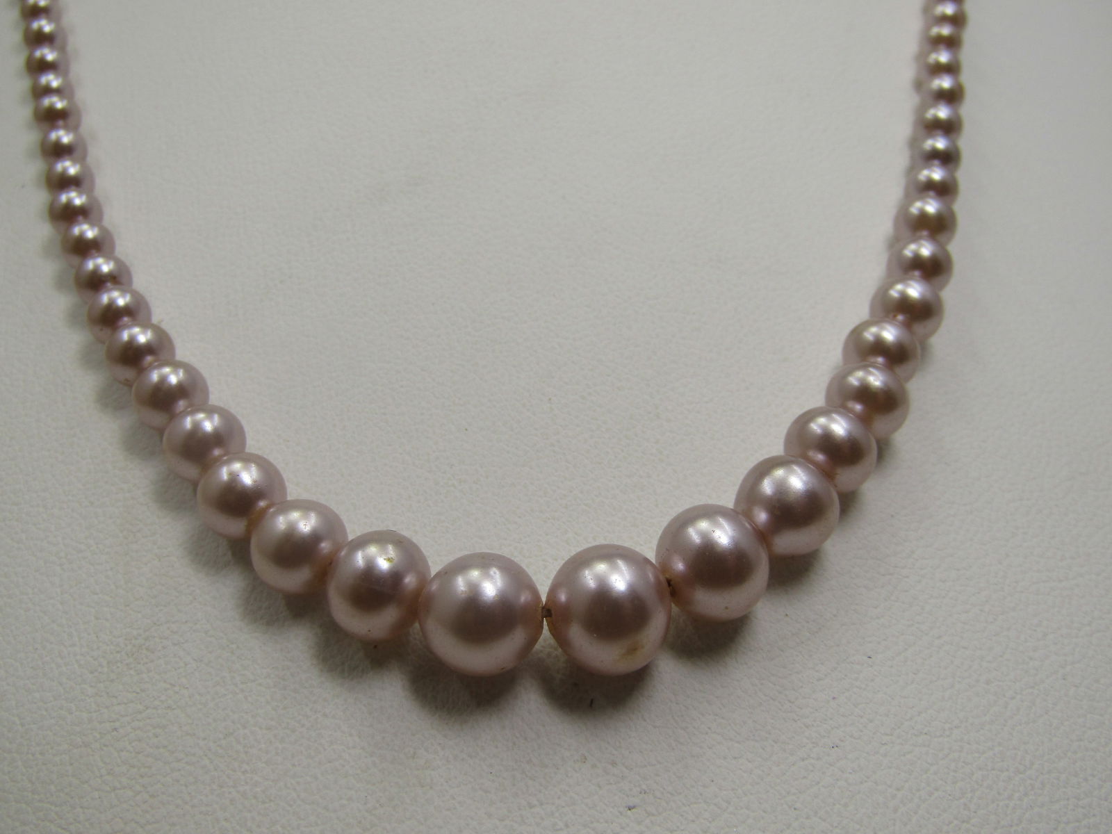 Vintage Graduated Faux Pearl Necklace, 17.5" Mid-Century - 3