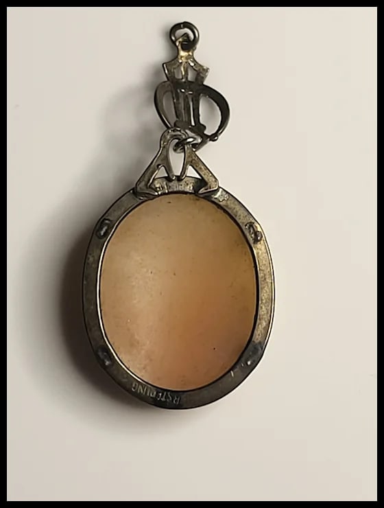 Vintage Sterling Silver Hand-Carved Shell Cameo Pendant - 3