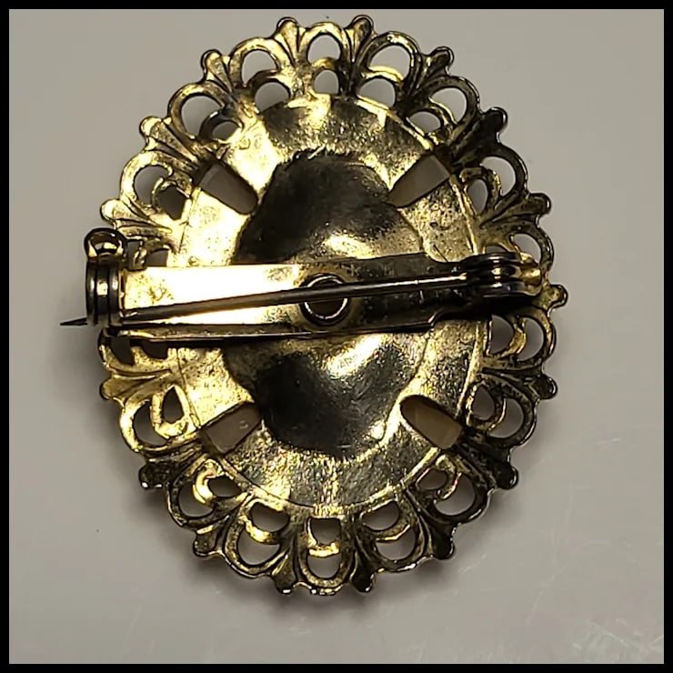 Vintage Ornate Silver Hand-Carved Shell Filigree Cameo Pin/Brooch - 4