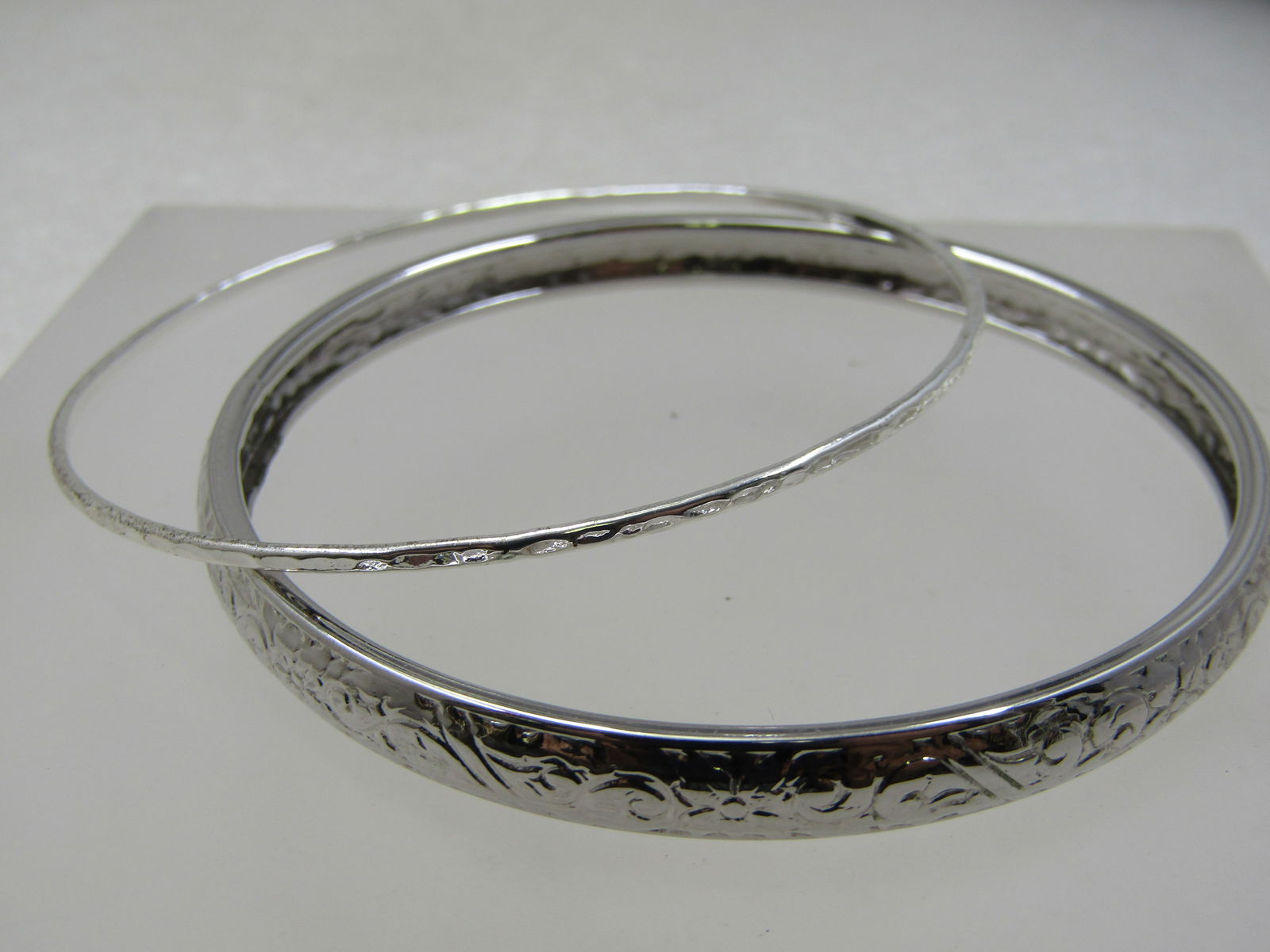 Vintage Stackable Bangle Bracelets, Monet & Unsigned, 7.75" (1 of 6)