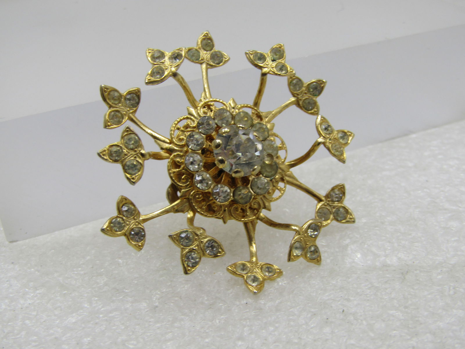 Vintage Large Rhinestone Single Earring, Great as Dress Clip Too - 3