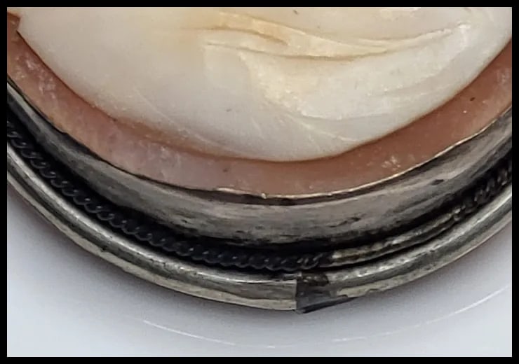 Vintage Silver Hand-Carved Shell Cameo Pendant/Brooch - 4