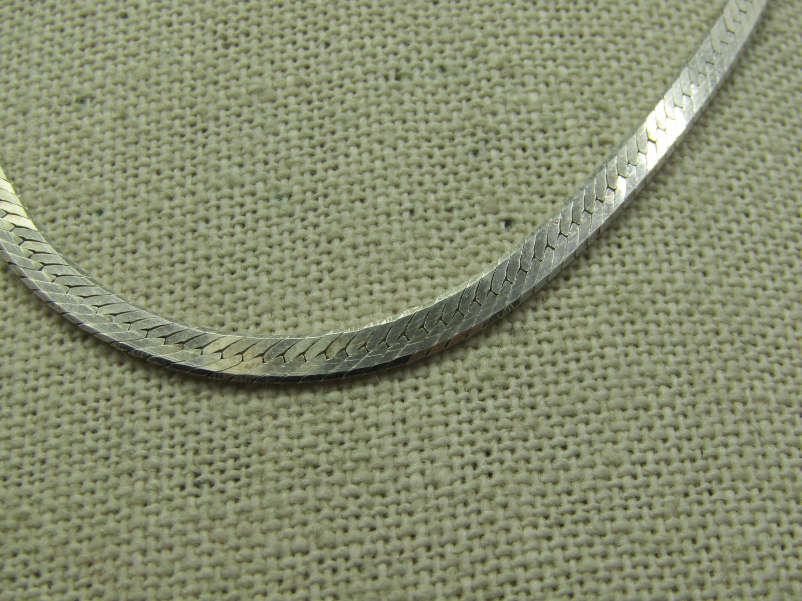 Vintage Sterling Silver Herringbone Necklace, 24", Unisex, Signed HCT, 3.5mm - 3