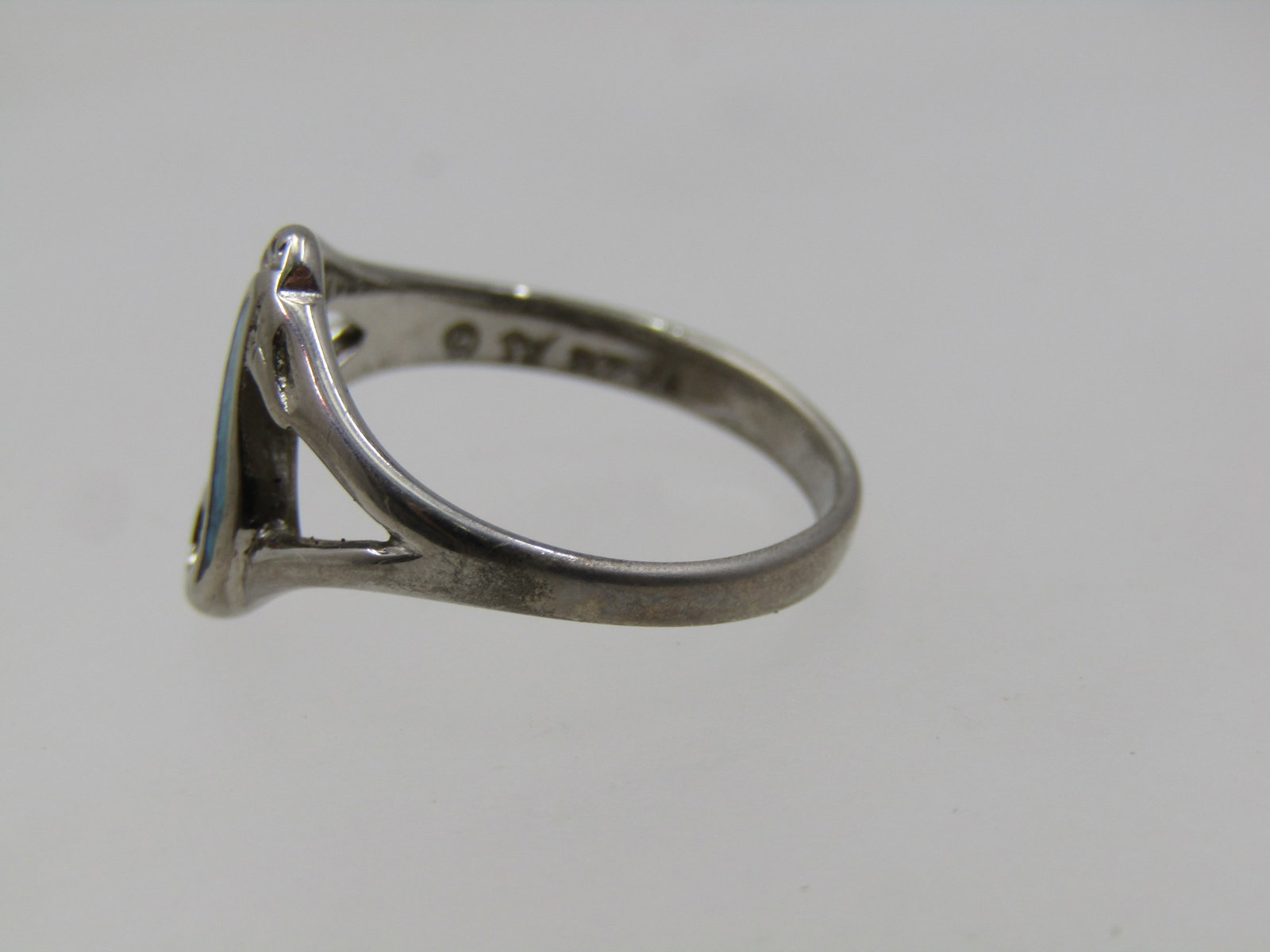 Vintage Turquoise Chip Inlaid Seahorse Ring, Sz. 5.5 , 1970's-1980's - 5