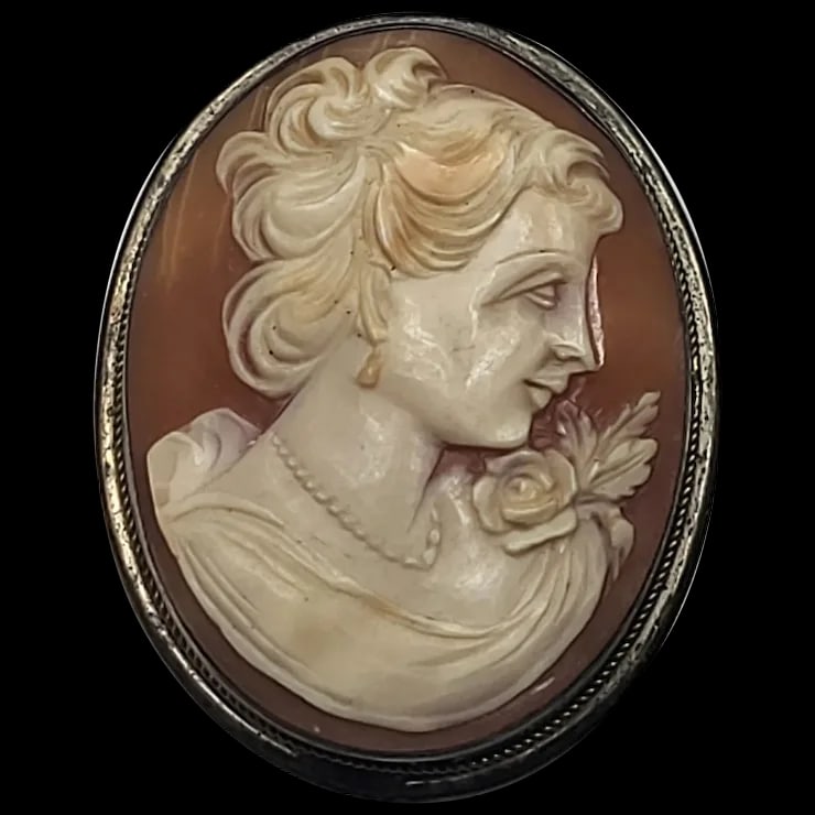 Vintage Silver Hand-Carved Shell Cameo Pendant/Brooch (1 of 5)