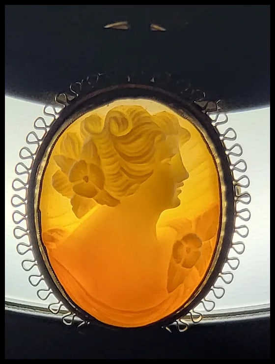 Vintage Gold 12k Handcarved Shell Cameo Pendant/Brooch Lace Detail - 6