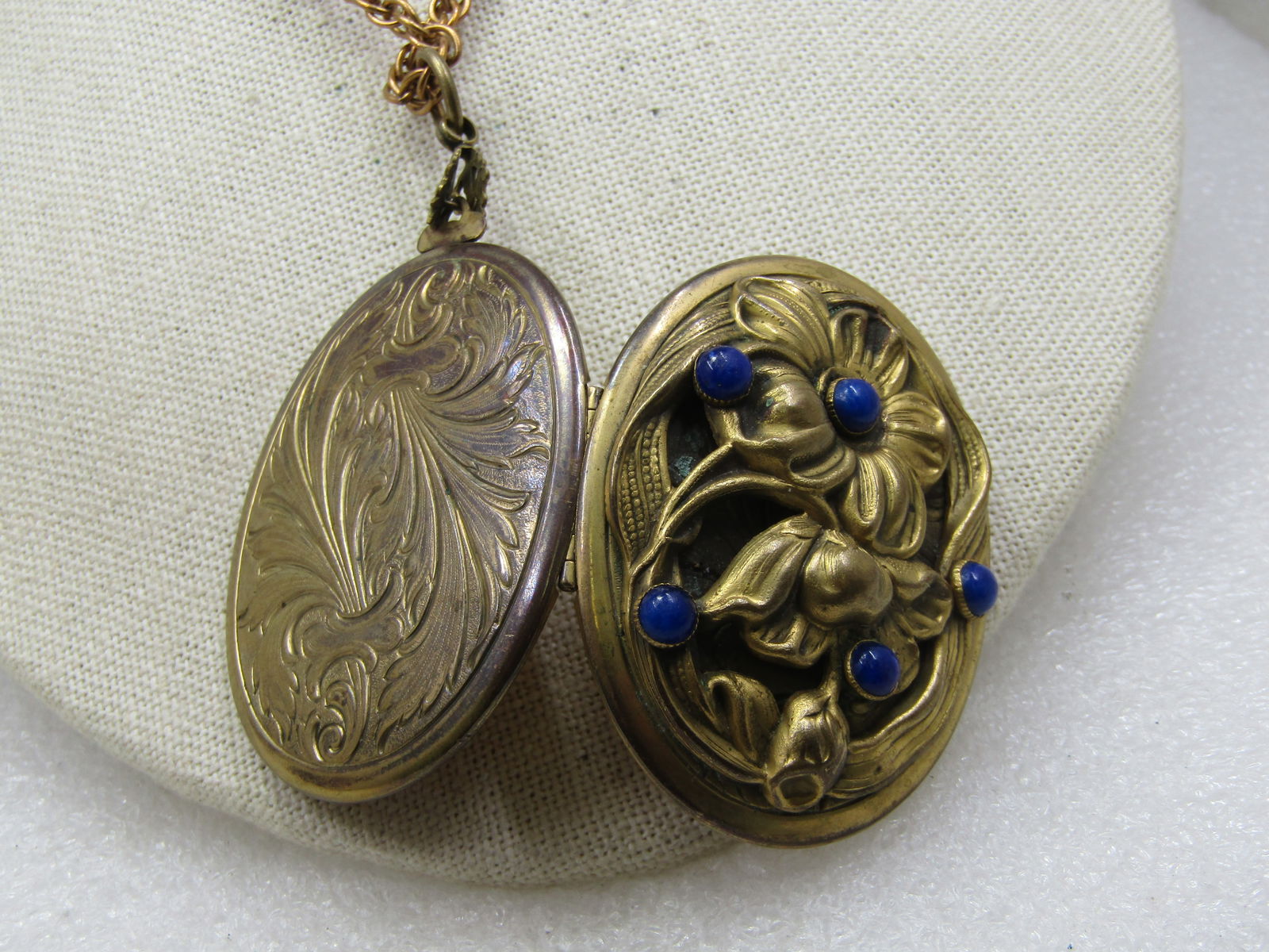Vintage Repouse Floral Locket, Blue stones, 20" Chain, Sterling Clasp - 5
