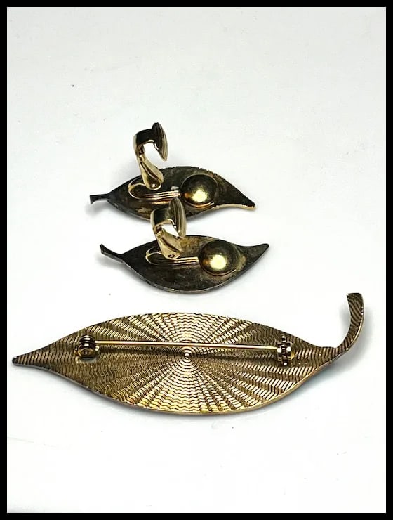 Vintage Blue Enameled Leaf Brooch and Earring Set - 5