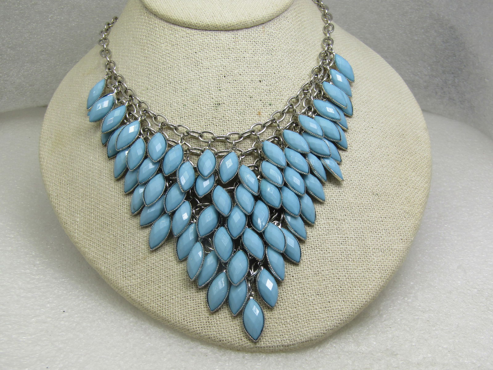 Faux Turquoise Bib Necklace, Marquise, 19", Mod Southwestern Vibe - 2