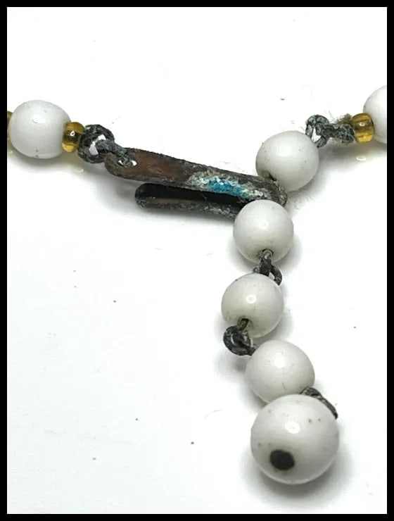 Vintage Milk Glass Beaded Hand Strung Necklace - 5