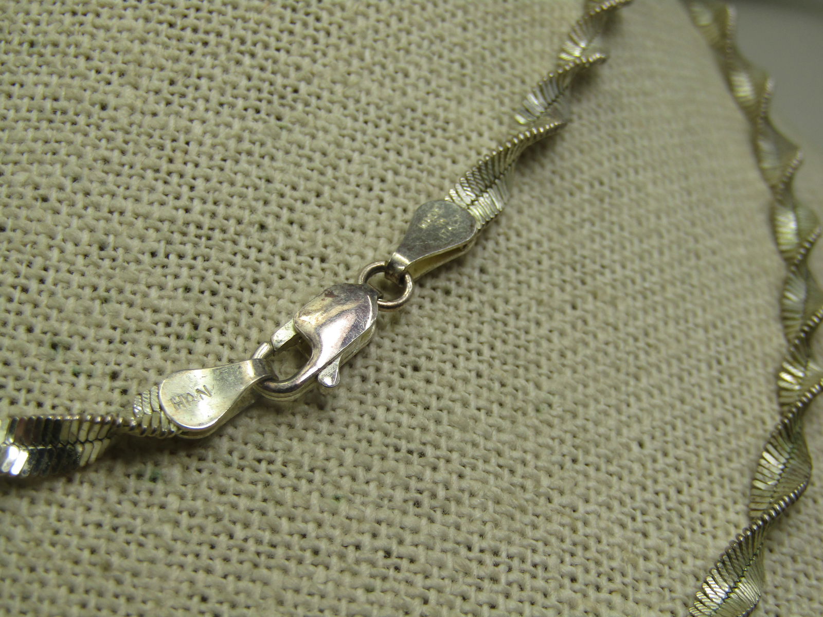 Vintage Sterling Twisted Herringbone Necklace, 24" Signed HAN - 4