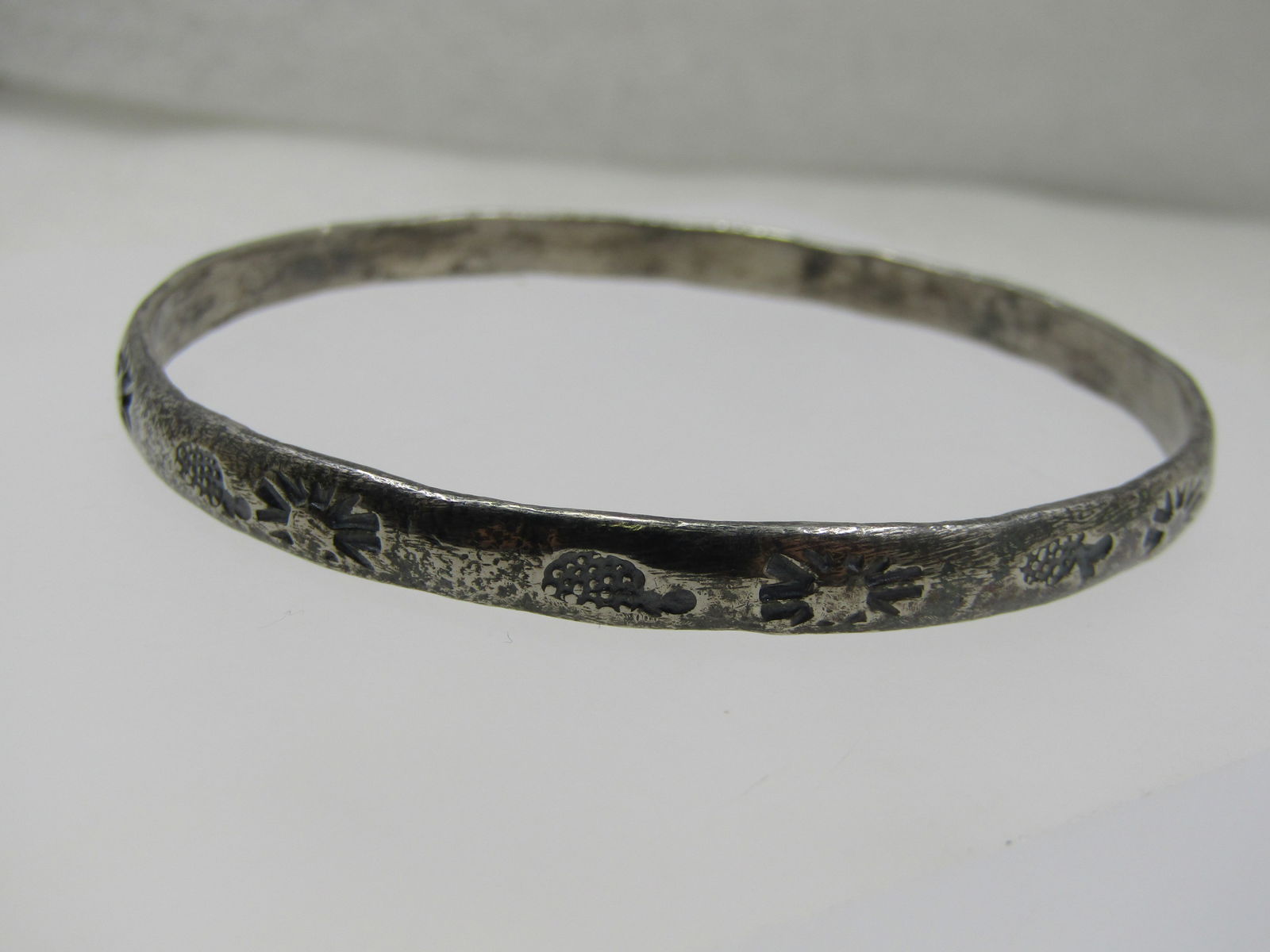 Vintage Stamped Mexican Bangle Bracelet, 8", Silver Tone - 4