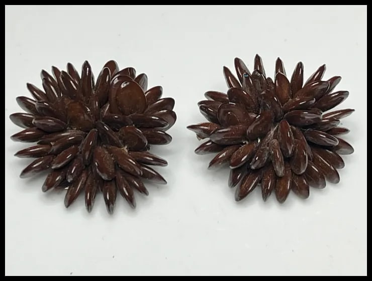 Vintage Handmade Necklace and Clip-on Earring Set - 5