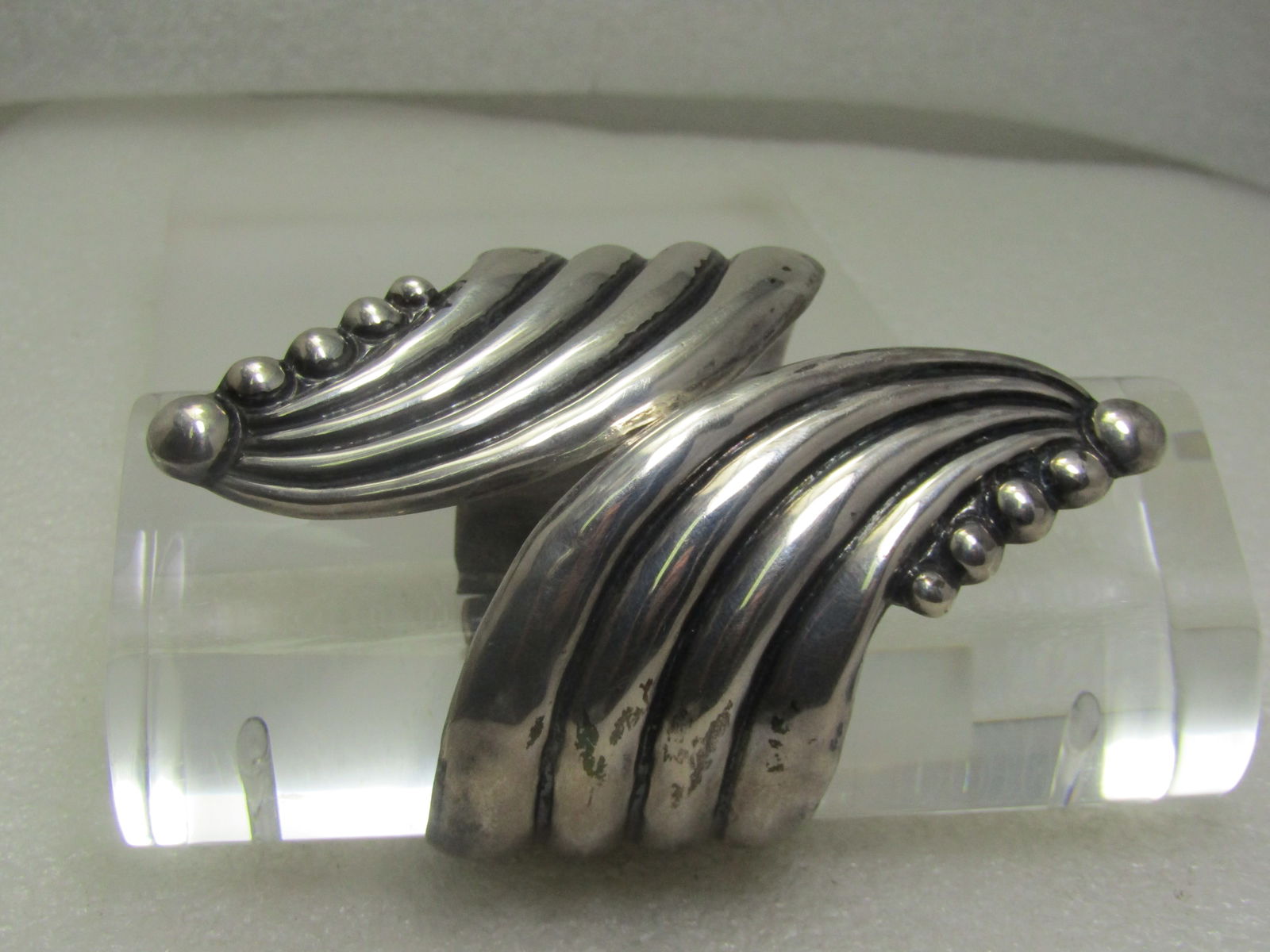 Vintage Sterling Wide Bypass Clamper Bracelet, Taxco, Mexico, 6.75" - 3