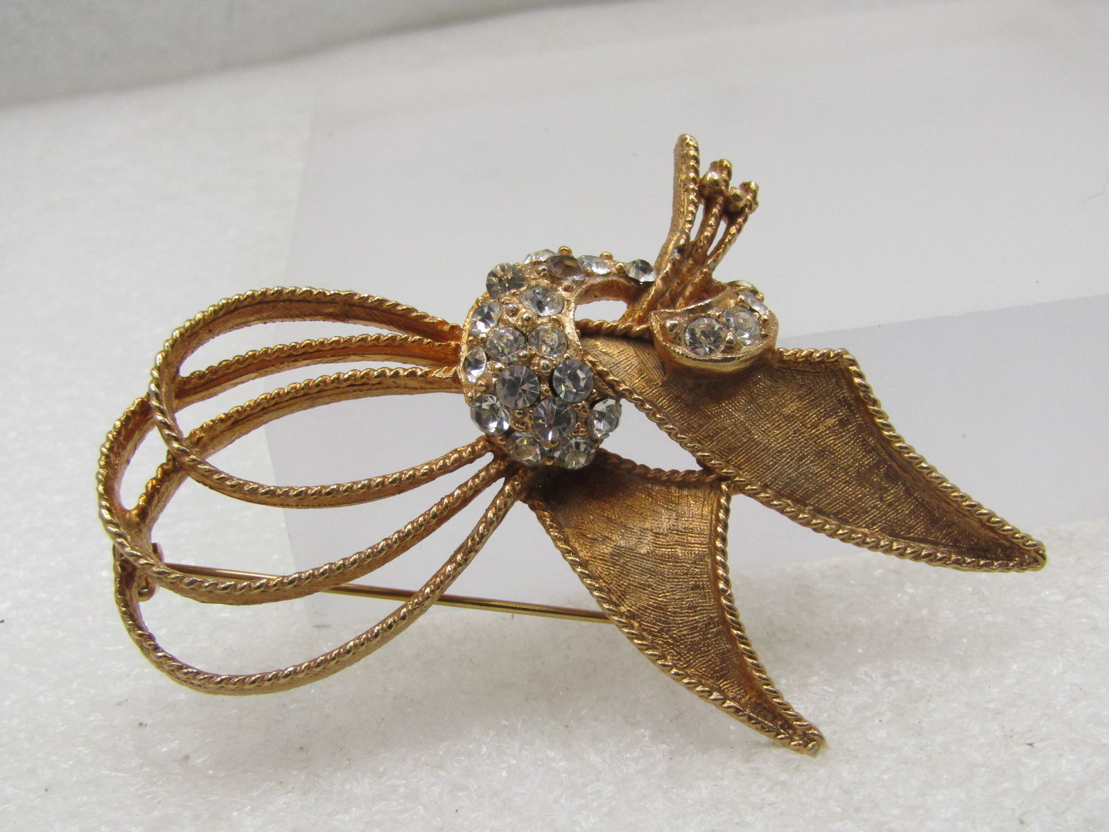 Vintage Rhinestone Mod Looped Brooch, Rhinestones, 1960's (1 of 5)