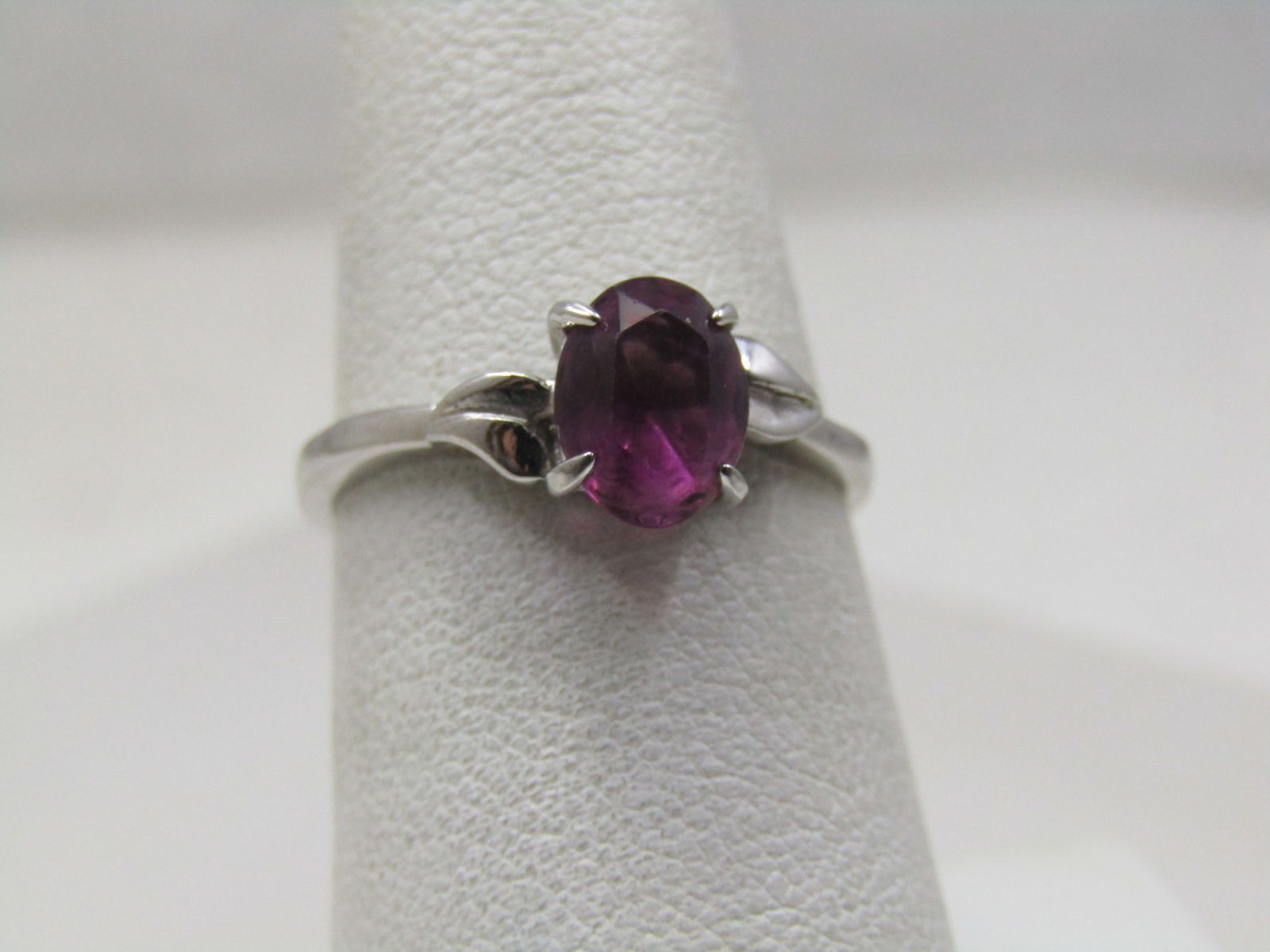 Vintage Silver Tone Purple Stone Ring, Sz. 7.5, Signed DAO (1 of 7)