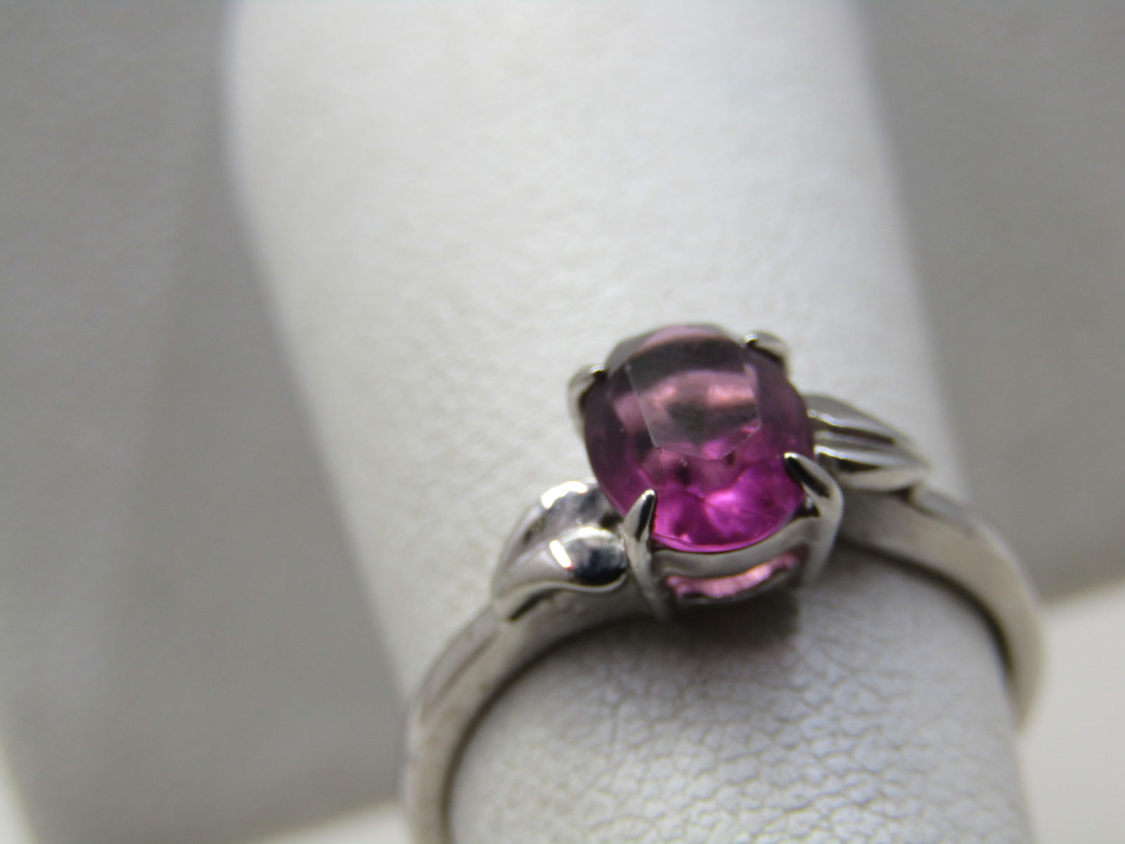 Vintage Silver Tone Purple Stone Ring, Sz. 7.5, Signed DAO - 3