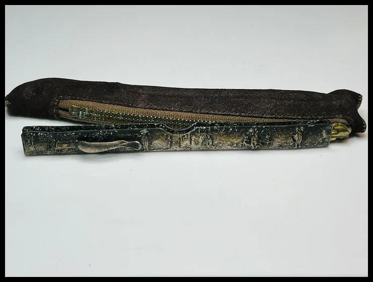 Vintage Silver Plate Scenic Comb Holder with Cover -No Comb - 7