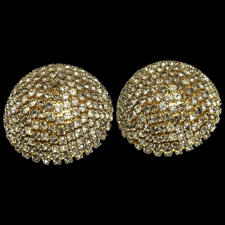Vintage Oversized Rhinestone Disk Earrings: Title: Vintage Oversized Rhinestone Disk Earrings Description: Vintage Oversized Rhinestone Disk Earrings 3.75 inches circumference Date/Period: Vintage Materials: Reserve: $55.00 Shipping: Domestic:
