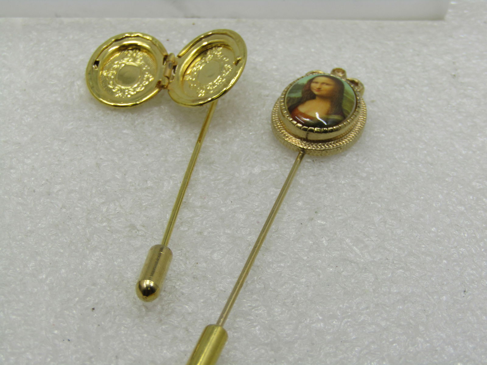 Vintage Mona Lisa & Locket Stick Pins, 1960's - 3