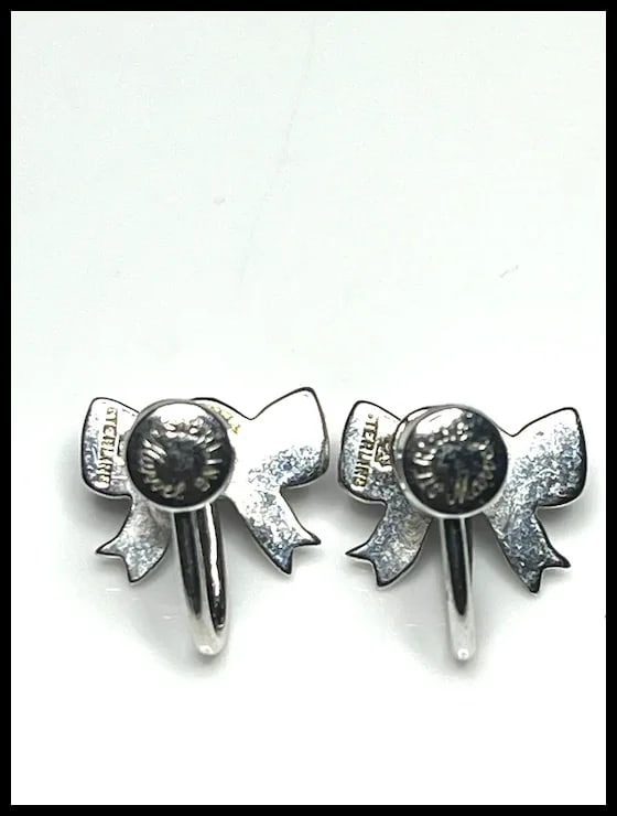 Vintage Marvel Screw Back Bow Earrings - 4