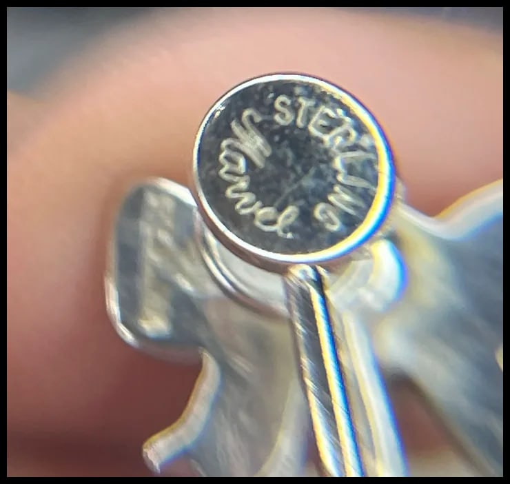 Vintage Marvel Screw Back Bow Earrings - 5