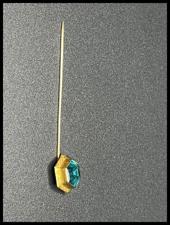 Vintage 10k Gold Blue Cut Glass Hexagon Stickpin - 4