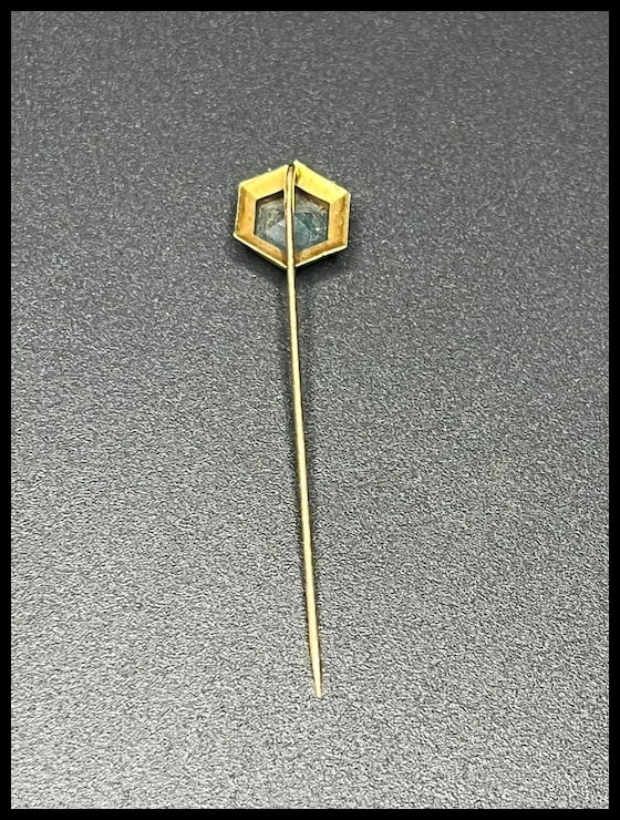 Vintage 10k Gold Blue Cut Glass Hexagon Stickpin - 5