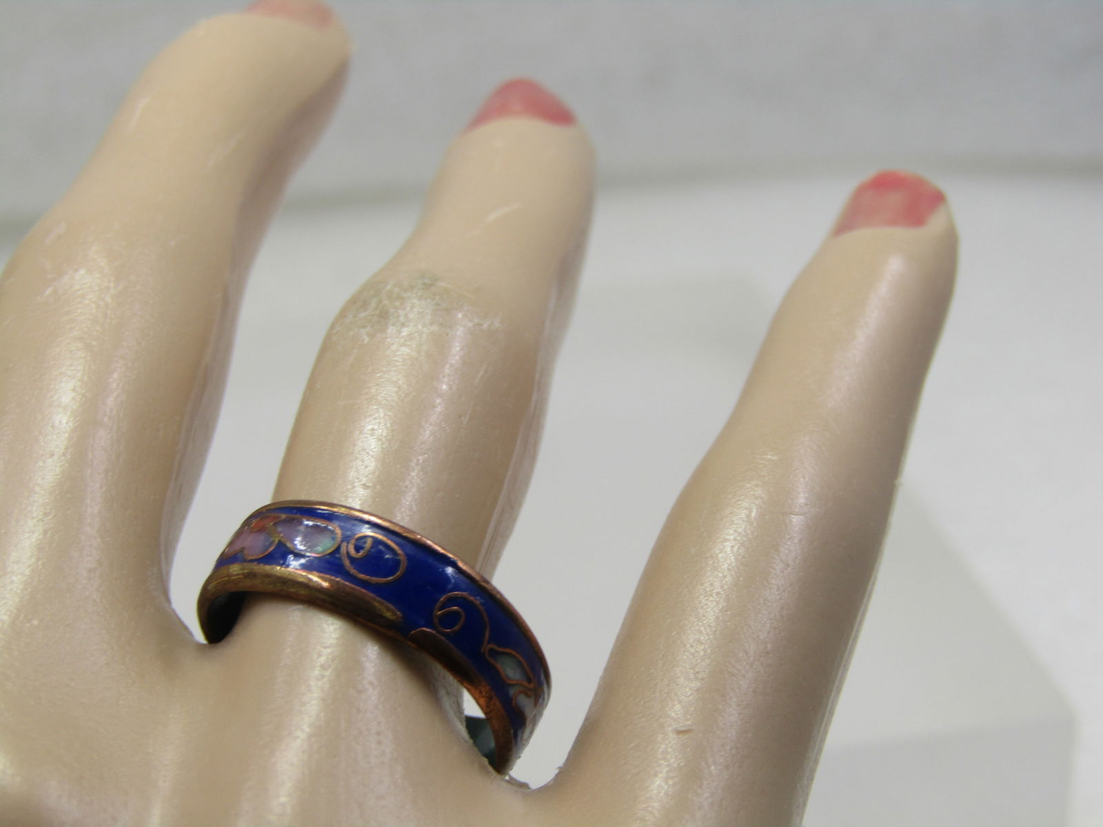 Vintage Cloisonne Floral Band Ring, 5.5mm Sz. 8.25 - 8