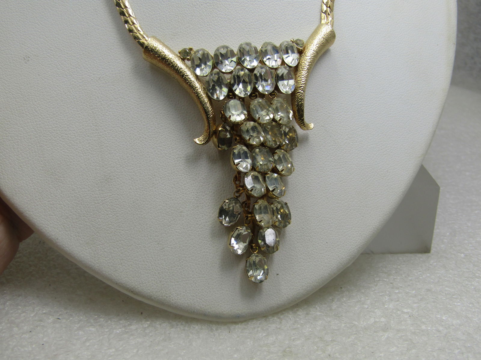 Vintage Clear Cascading Rhinestone Necklace Earrings Sett, 15" - 2