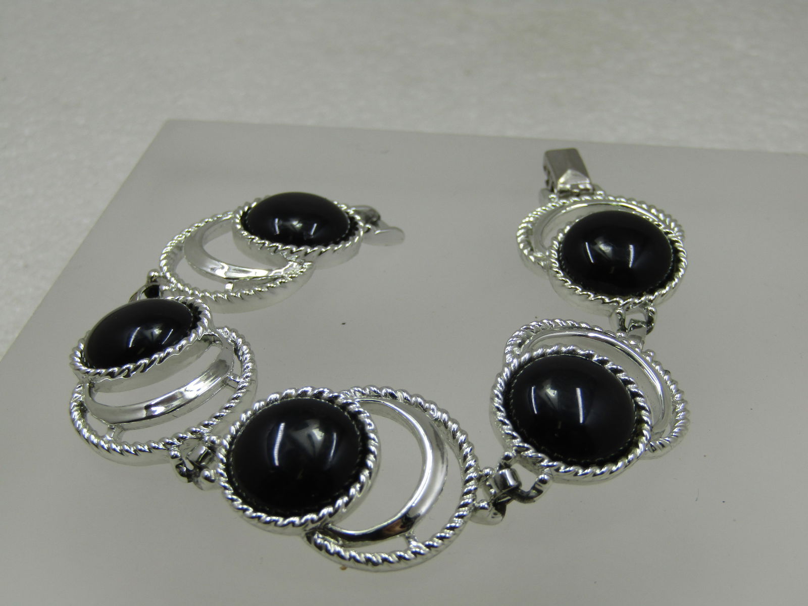 Vintage Black & Silver Tone Circle Bracelet, Sarah Coventry, 7.25", 1960's-1970's - 3