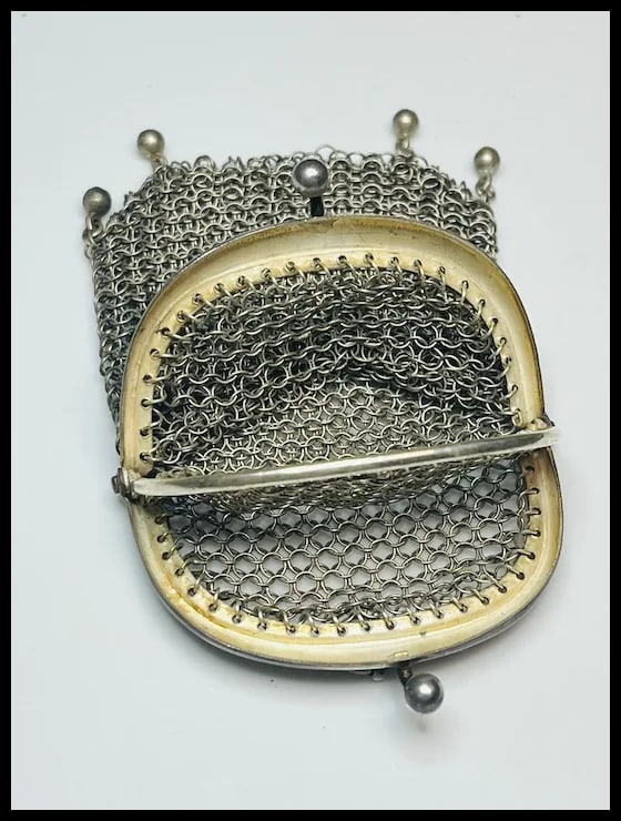 Vintage Sterling Silver Chainmail Two Compartment Coin Purse/ Pendant - 4