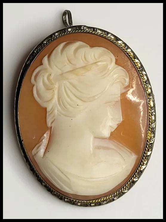 Vintage Silver Hand-Carved Shell Cameo Pendant/Brooch - 2
