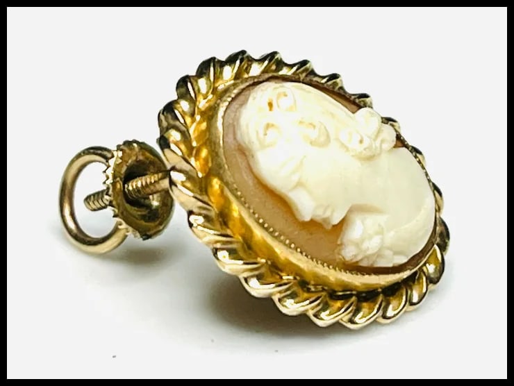 Vintage Gold Left- Facing Carved Shell Cameo Pin - 2
