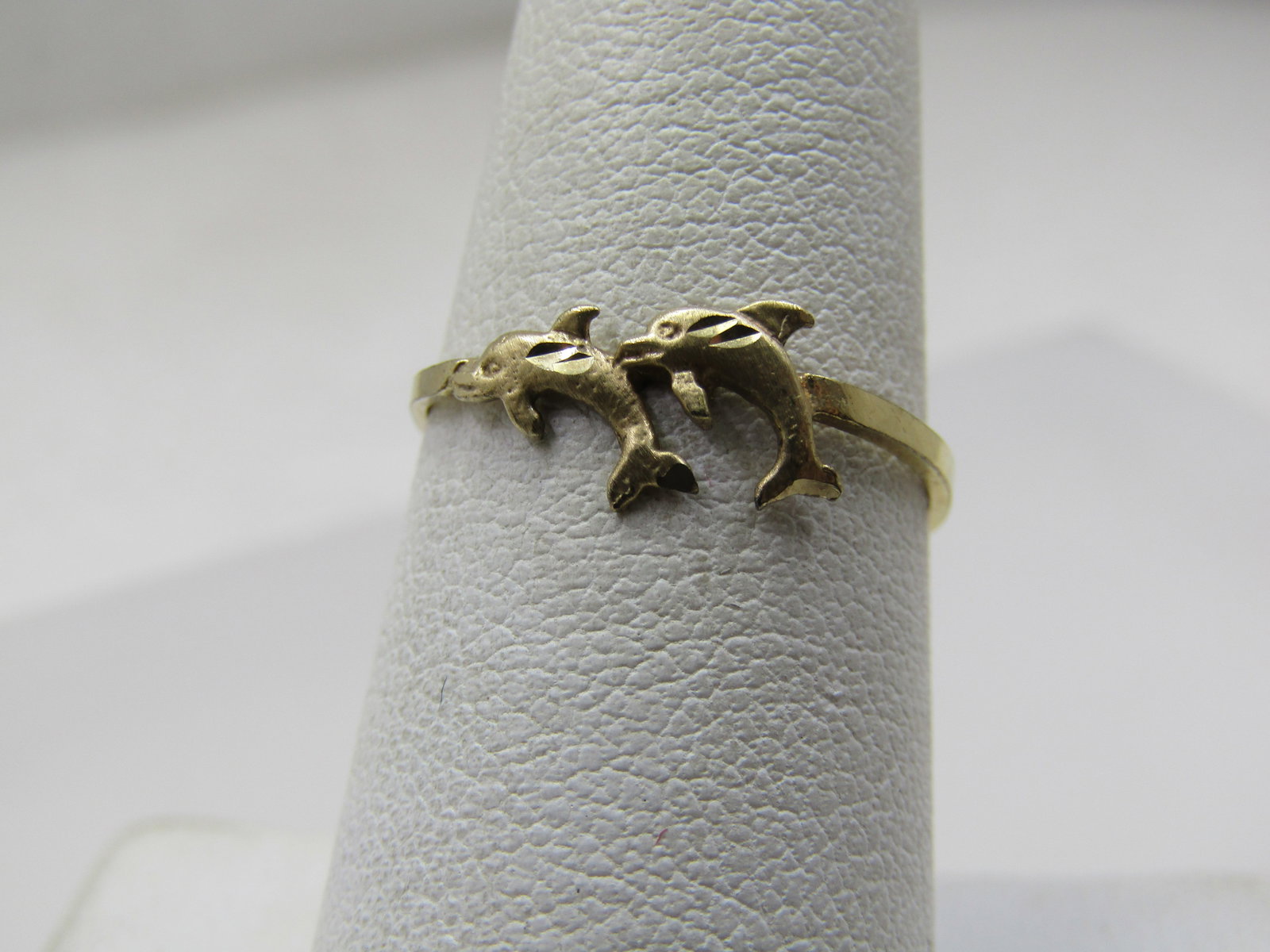 Vintage 10kt Double Dolphin Ring, Sz. 7, Diamond Cut, 1970's-1980's (1 of 6)