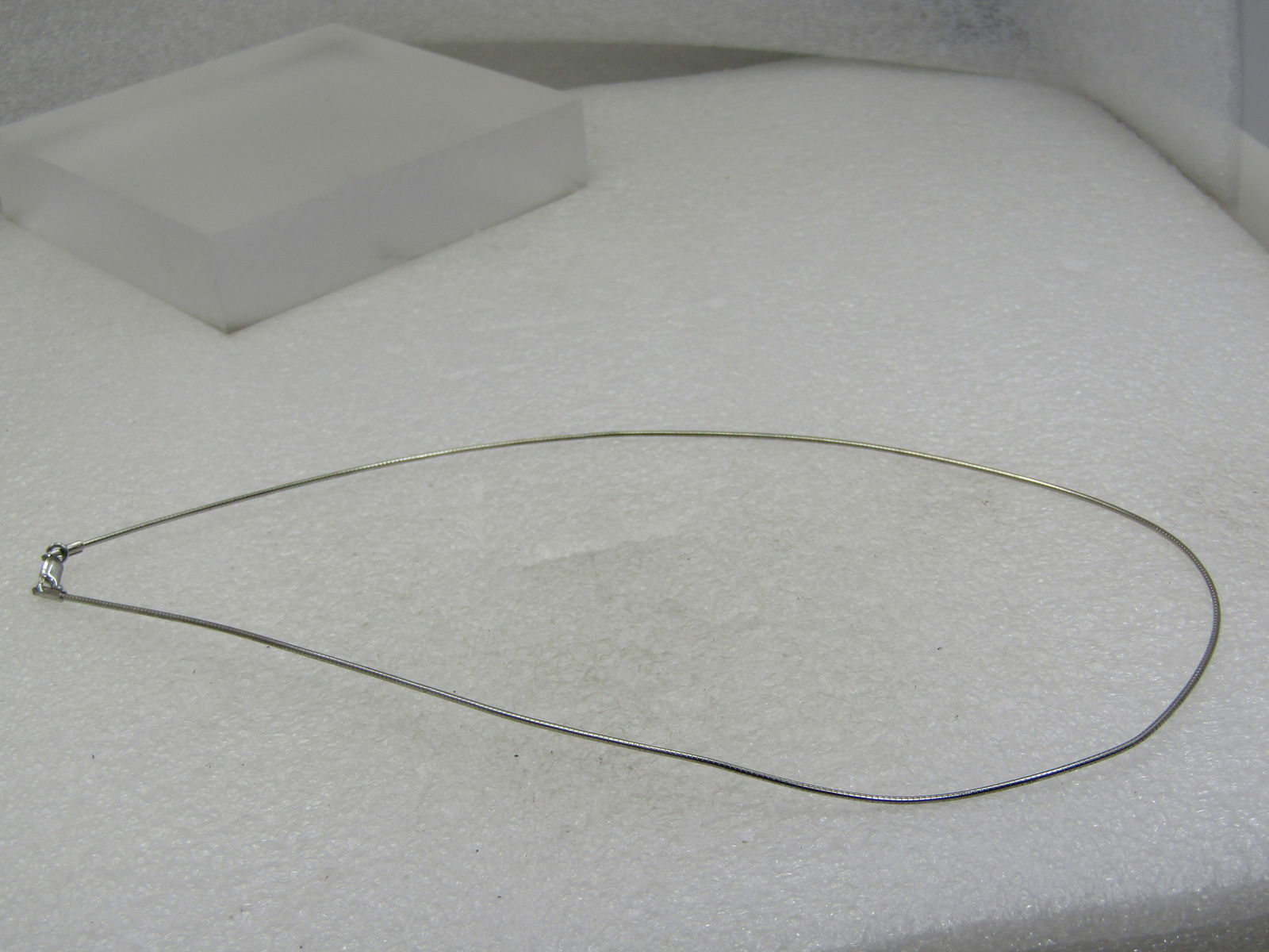 Vintage Sterling Round Collar Necklace 18", 1mm - 5