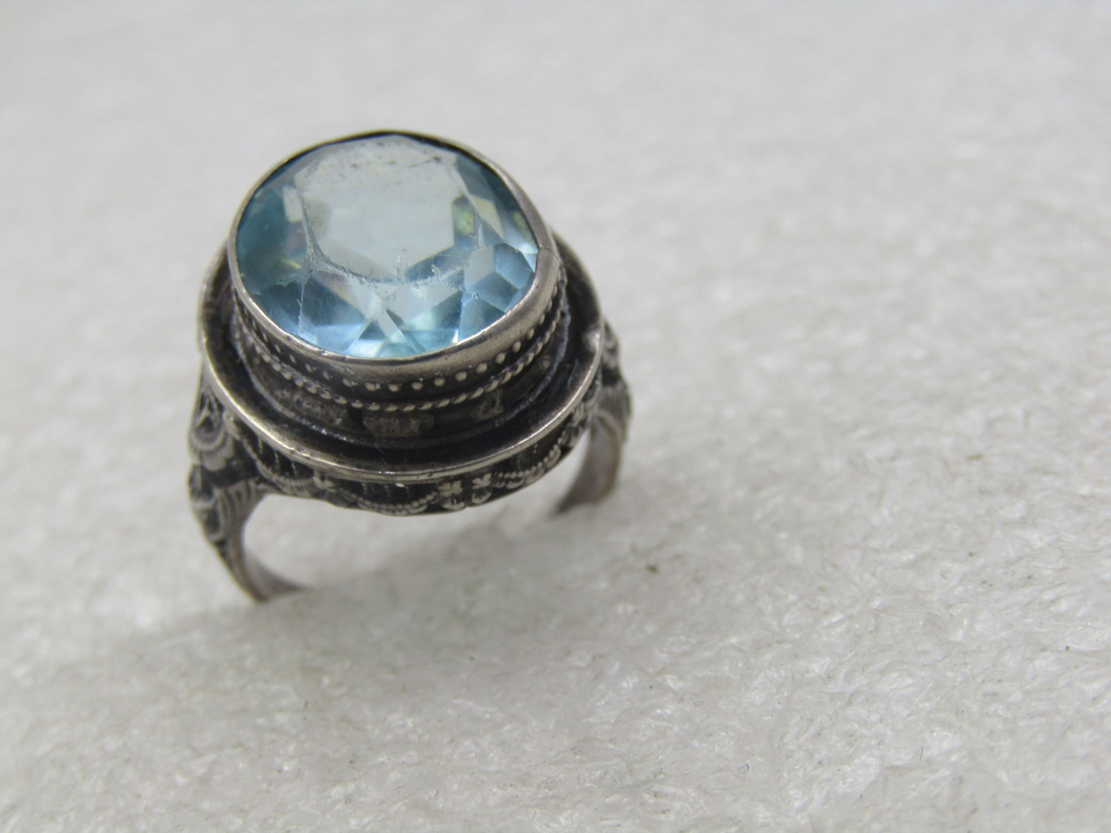 Vintage Sterling Blue Stone Ring, Sz. 5, Art Deco Themed - 5