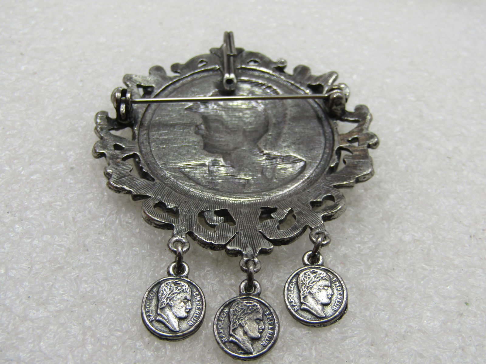 Vintage Roman Gladiator Coin Brooch/Pendant with Dangles, 1970's - 5