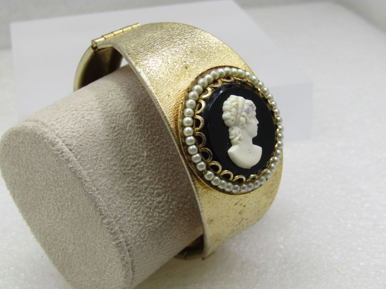 Vintage Wide Hinged Cameo Bracelet, 7", Gold tone, 1960's - 2