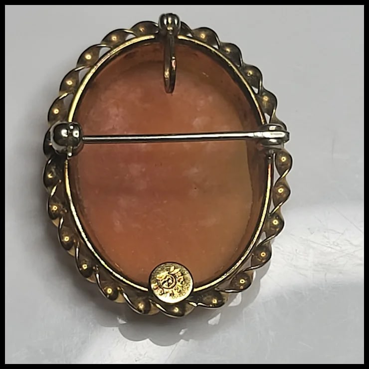 Vintage Gold Filled Cameo Brooch/Pin/Pendant - 3