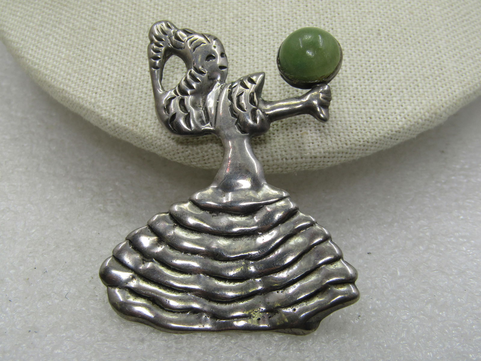 Vintage Mexican Flamenco Dancer with Green Quartz, 1940's-1950's, 2-5/8" - 2