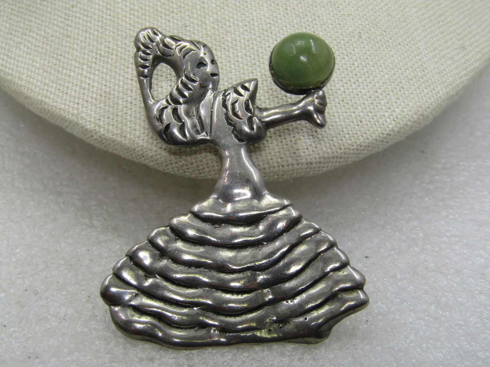Vintage Mexican Flamenco Dancer with Green Quartz, 1940's-1950's, 2-5/8" - 3