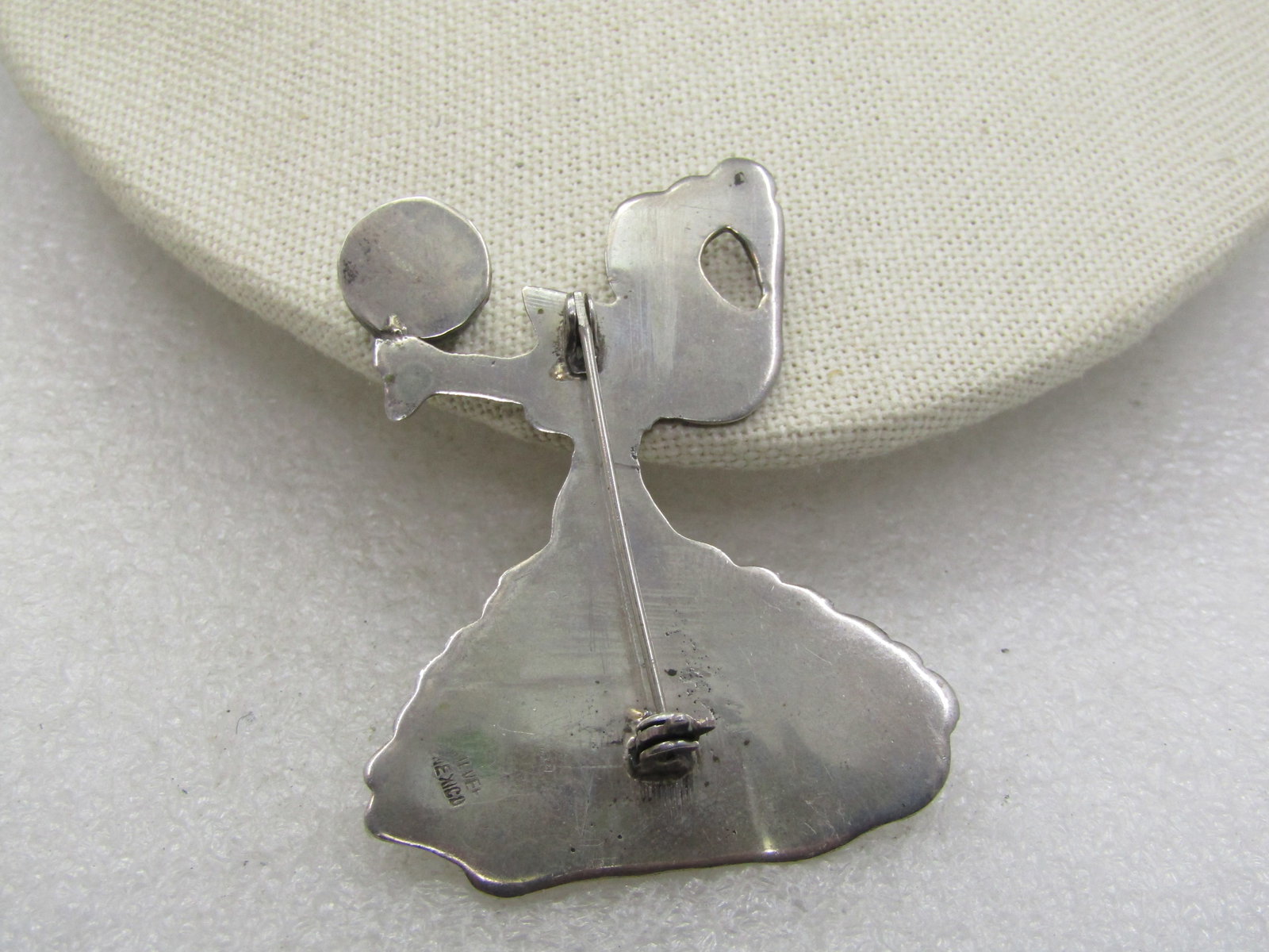 Vintage Mexican Flamenco Dancer with Green Quartz, 1940's-1950's, 2-5/8" - 5