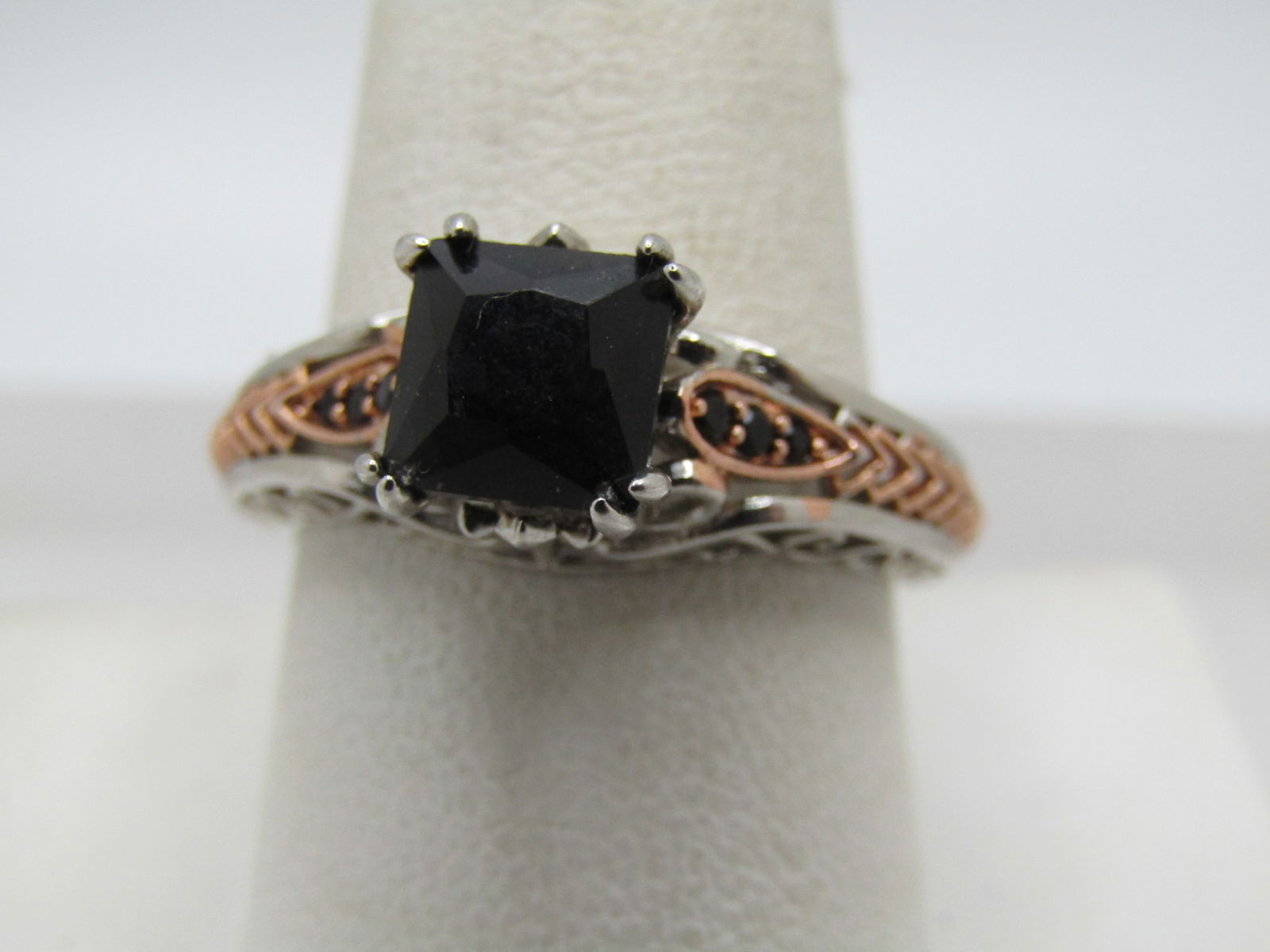 Silver Fashion Ring , Black Glass Ring, Filigree, Sz. 10.25, Two-Tone (1 of 9)