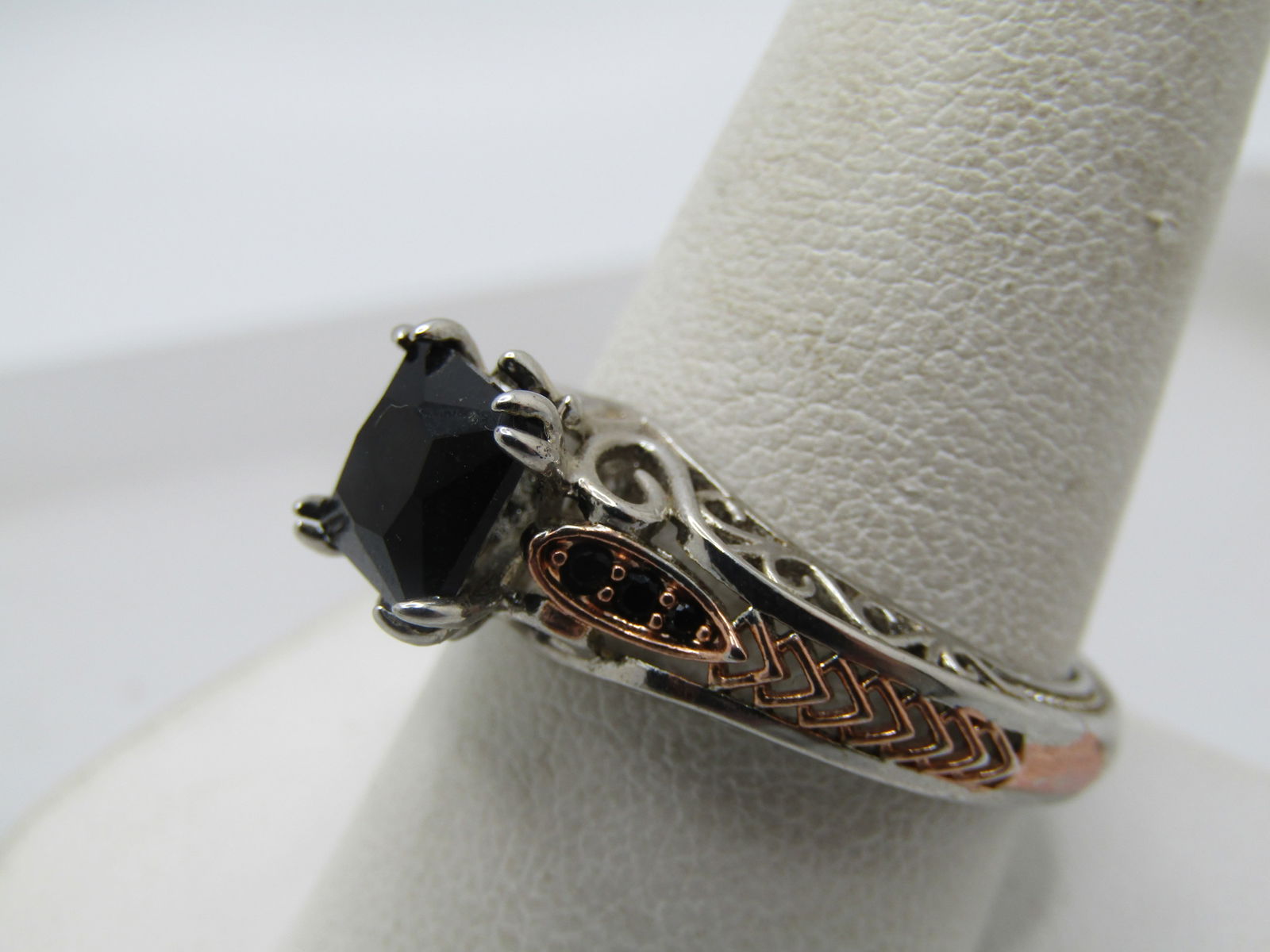 Silver Fashion Ring , Black Glass Ring, Filigree, Sz. 10.25, Two-Tone - 6