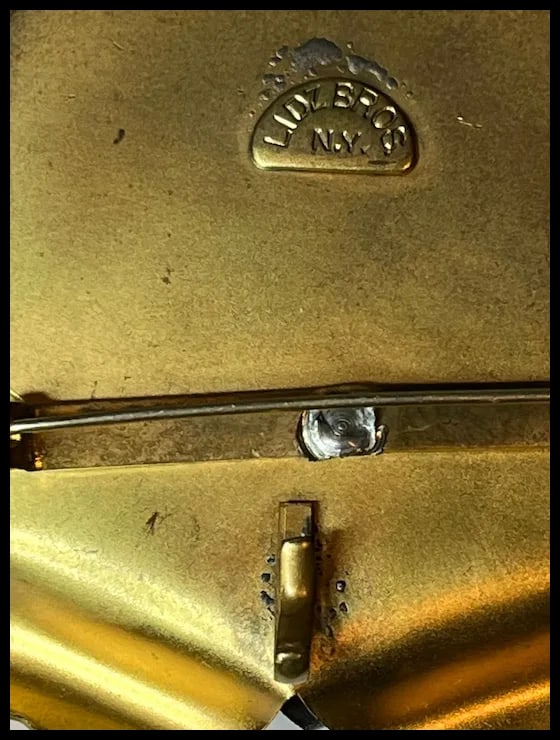 Vintage LIDZ BROS NY Oversized Bug/Fly Brooch. - 6