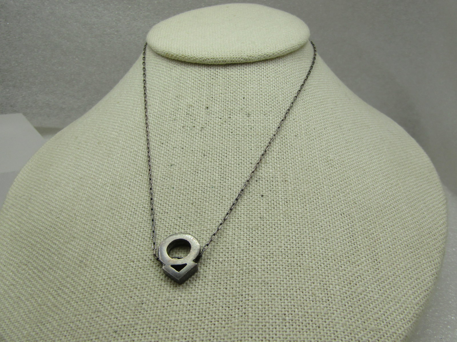 Vintage Circle Arrow Up Necklace 15.25", Mid-Century - 3