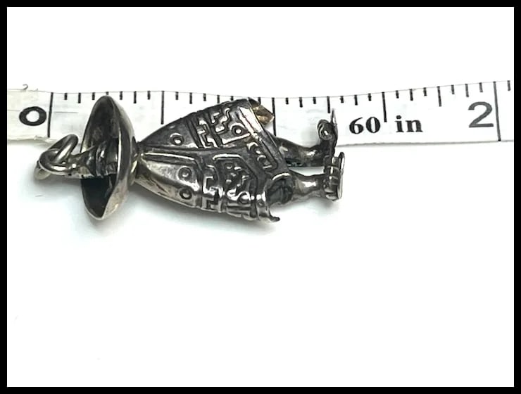 Vintage Mexico Sterling Silver Bandito- Person in Sombrero Charm - 8