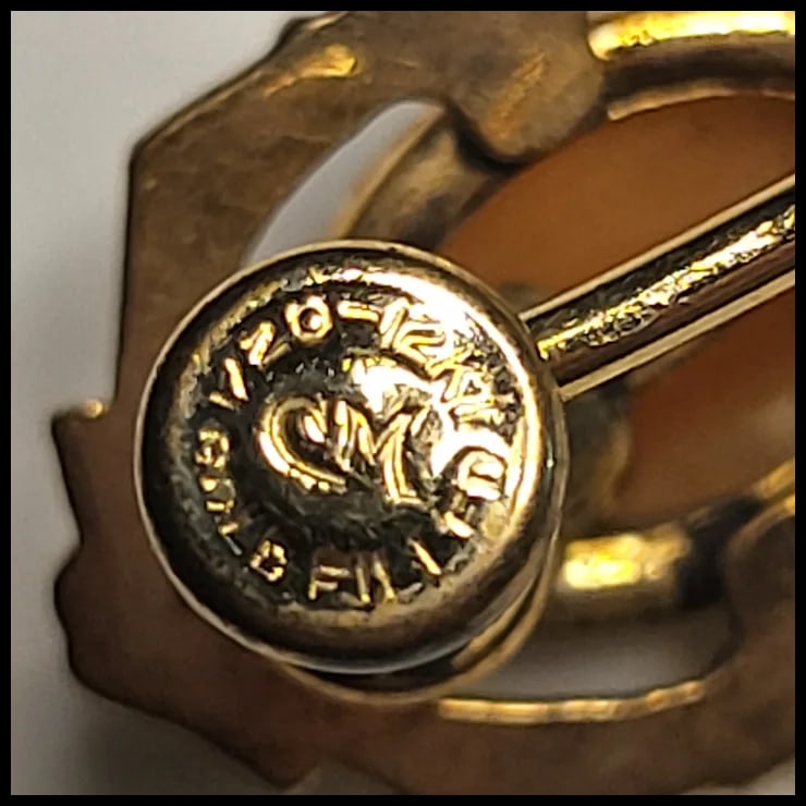 Vintage Ornate "CM" Shell Filigree Screw Back Cameo Earrings - 5